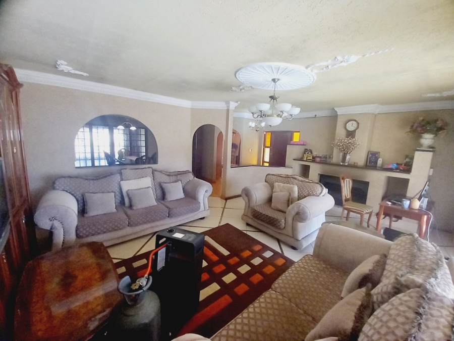 3 Bedroom Property for Sale in Vaalpark Free State